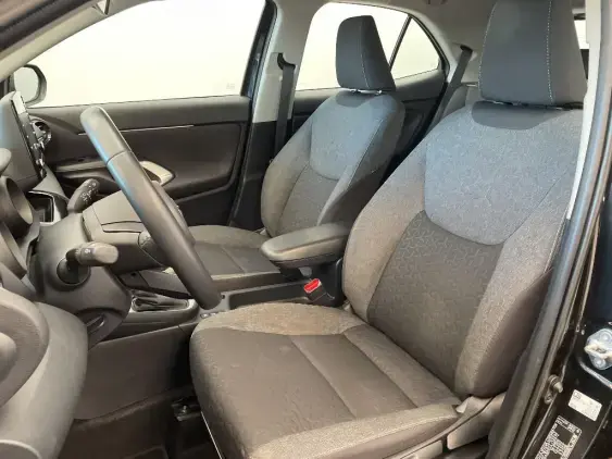 TOYOTA YARIS CROSS I - voiture d'occasion - Photo 18