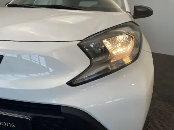 TOYOTA AYGO X - voiture d'occasion - Photo 22