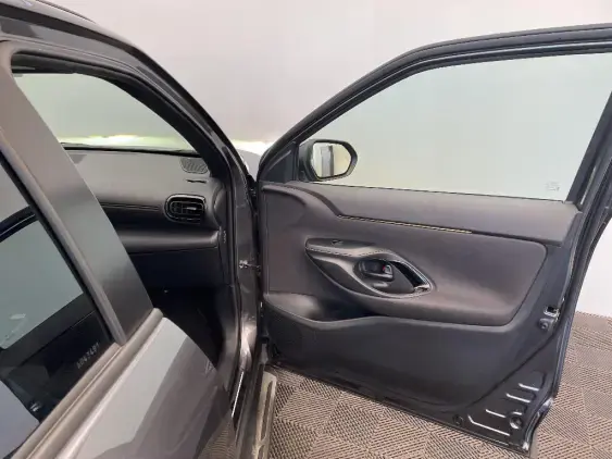 TOYOTA YARIS CROSS I - voiture d'occasion - Photo 20