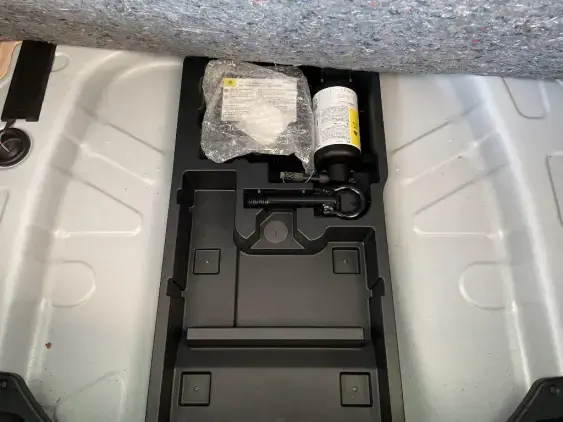 TOYOTA AYGO X - voiture d'occasion - Photo 17
