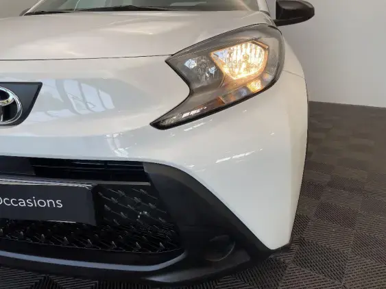 TOYOTA AYGO X - voiture d'occasion - Photo 22