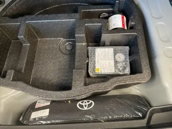 TOYOTA YARIS CROSS I - voiture d'occasion - Photo 17