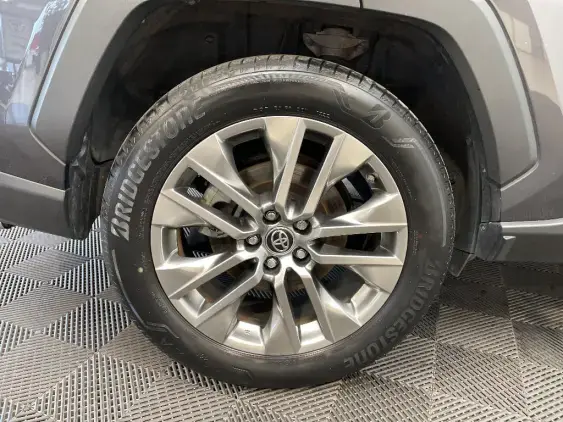 TOYOTA RAV4 V - voiture d'occasion - Photo 25