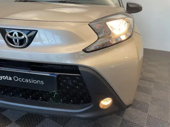 TOYOTA AYGO X - voiture d'occasion - Photo 22