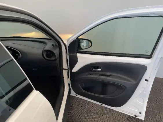 TOYOTA AYGO X - voiture d'occasion - Photo 20