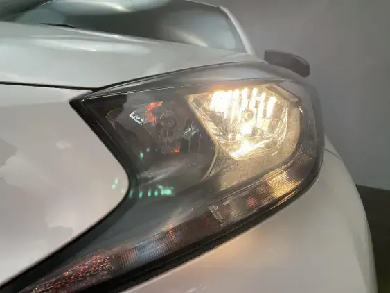 TOYOTA AYGO X - voiture d'occasion - Photo 22