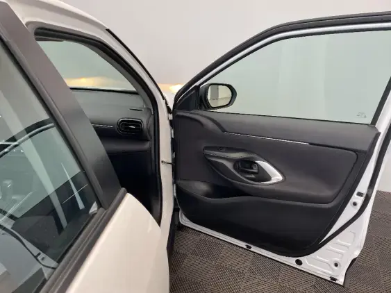 TOYOTA YARIS CROSS I - voiture d'occasion - Photo 20