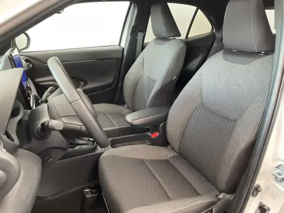 TOYOTA YARIS CROSS I - voiture d'occasion - Photo 18