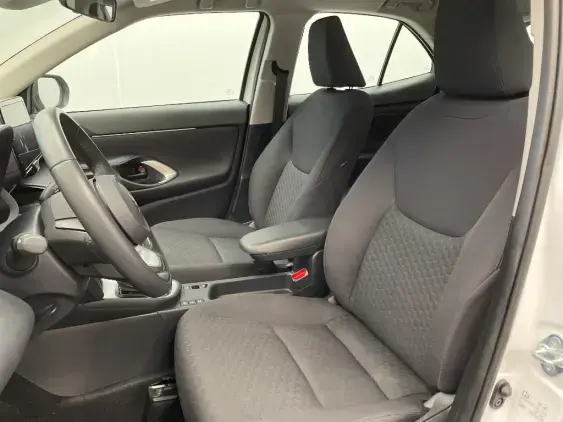 TOYOTA YARIS CROSS I - voiture d'occasion - Photo 18