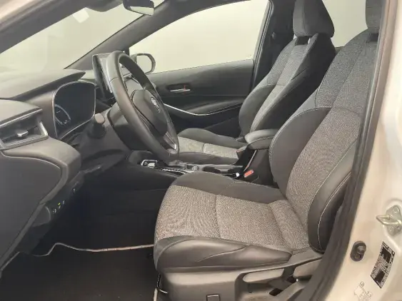 TOYOTA COROLLA TOURING SPT X - voiture d'occasion - Photo 18
