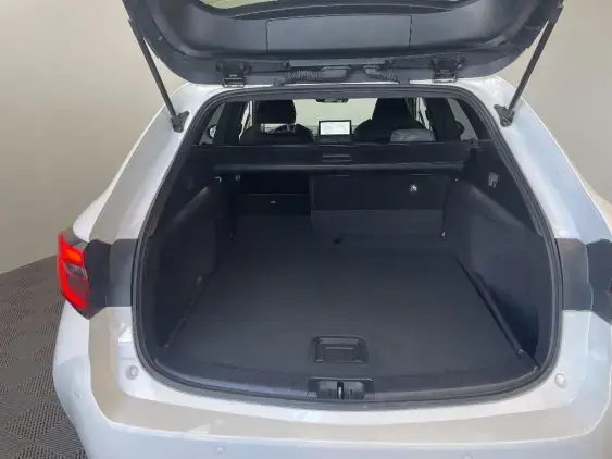 TOYOTA COROLLA TOURING SPT X - voiture d'occasion - Photo 16