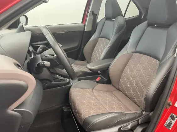 TOYOTA YARIS CROSS I - voiture d'occasion - Photo 18
