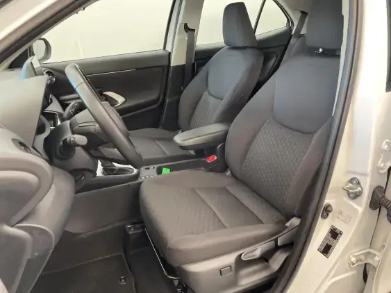 TOYOTA YARIS CROSS I - voiture d'occasion - Photo 18