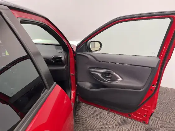 TOYOTA YARIS CROSS I - voiture d'occasion - Photo 20