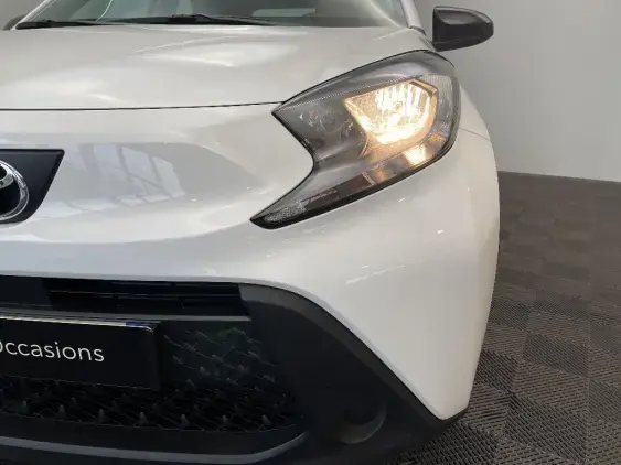 TOYOTA AYGO X - voiture d'occasion - Photo 22