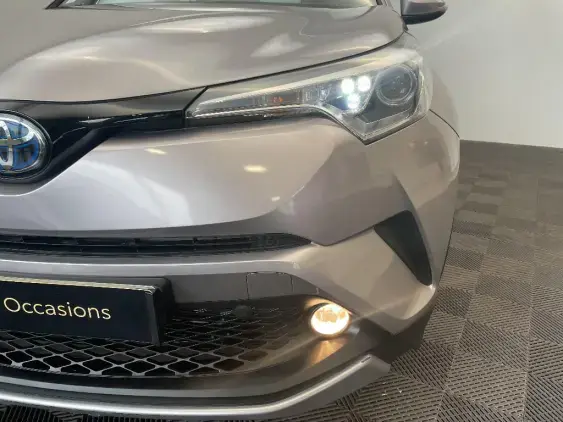 TOYOTA C-HR - voiture d'occasion - Photo 22