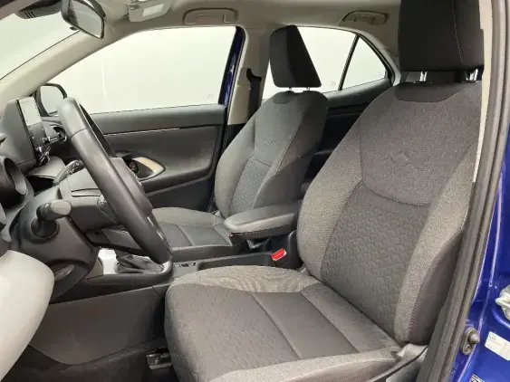 TOYOTA YARIS CROSS I - voiture d'occasion - Photo 18