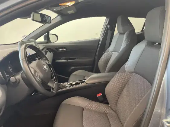 TOYOTA C-HR - voiture d'occasion - Photo 18