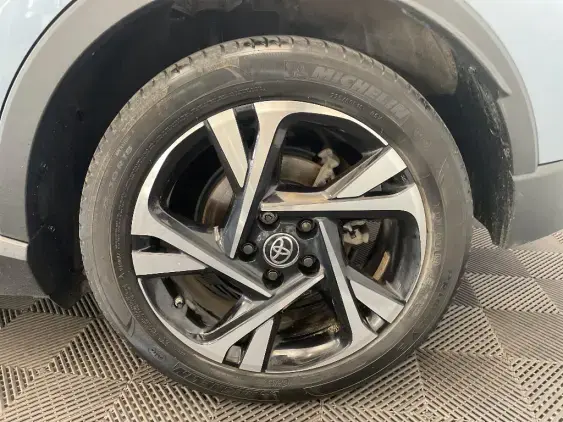 TOYOTA C-HR - voiture d'occasion - Photo 24