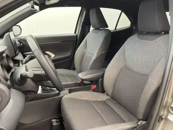 TOYOTA YARIS CROSS I - voiture d'occasion - Photo 18