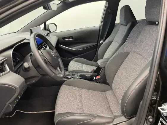 TOYOTA COROLLA TOURING SPT X - voiture d'occasion - Photo 18