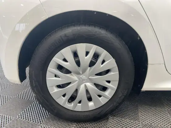 TOYOTA YARIS IV - voiture d'occasion - Photo 25