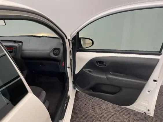 TOYOTA AYGO II - voiture d'occasion - Photo 19