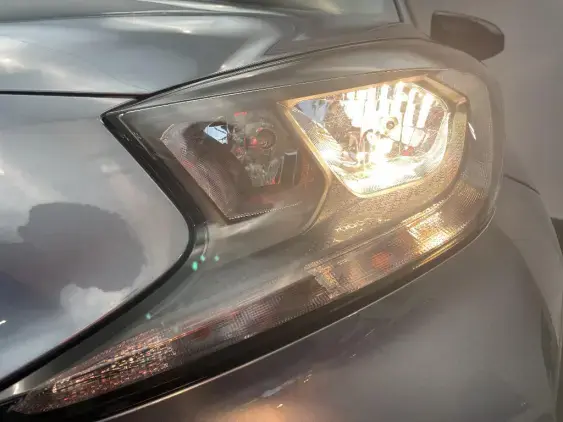 TOYOTA AYGO X - voiture d'occasion - Photo 22
