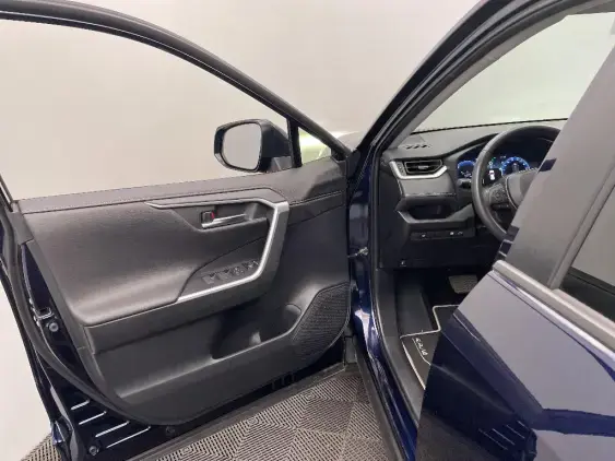 TOYOTA RAV4 V - voiture d'occasion - Photo 19
