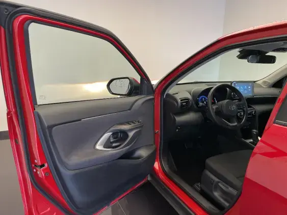 TOYOTA YARIS CROSS I - voiture d'occasion - Photo 18