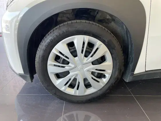 TOYOTA AYGO X - voiture d'occasion - Photo 22