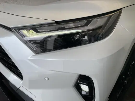 TOYOTA RAV4 V - voiture d'occasion - Photo 22