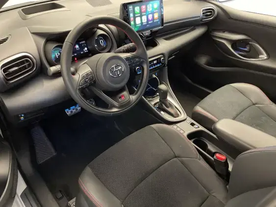 TOYOTA YARIS IV - voiture d'occasion - Photo 25