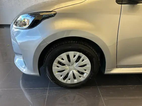 TOYOTA YARIS IV - voiture d'occasion - Photo 21