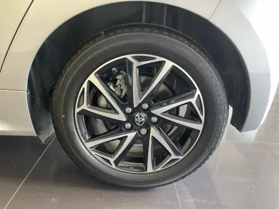 TOYOTA YARIS IV - voiture d'occasion - Photo 24