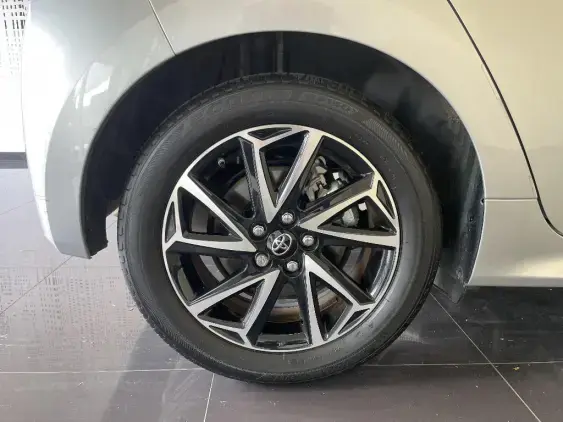 TOYOTA YARIS IV - voiture d'occasion - Photo 25