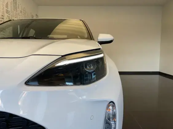 TOYOTA YARIS CROSS I - voiture d'occasion - Photo 21