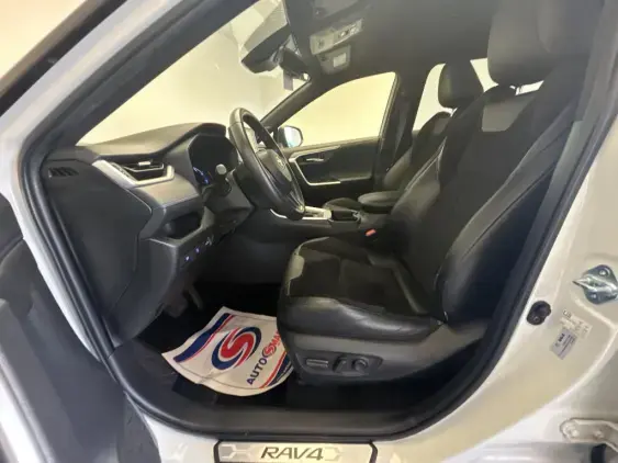 TOYOTA RAV4 V - voiture d'occasion - Photo 19