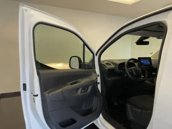 TOYOTA PROACE CITY - voiture d'occasion - Photo 19