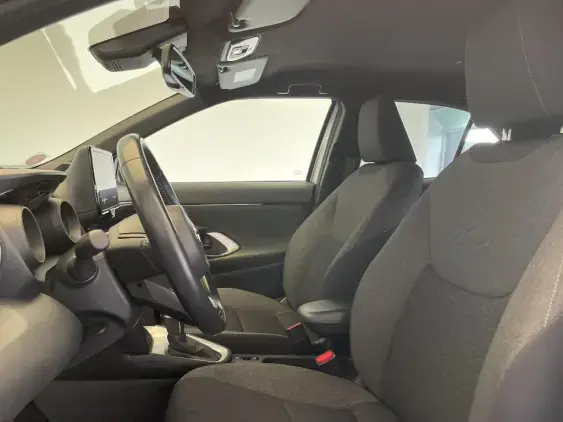 TOYOTA YARIS CROSS I - voiture d'occasion - Photo 18