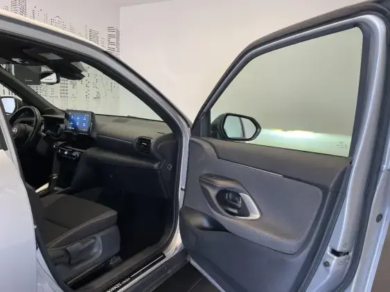 TOYOTA YARIS CROSS I - voiture d'occasion - Photo 20