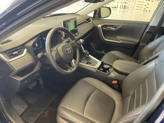 TOYOTA RAV4 V - voiture d'occasion - Photo 18