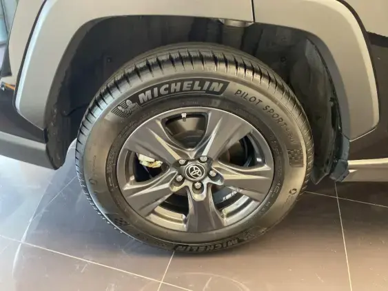 TOYOTA RAV4 V - voiture d'occasion - Photo 25