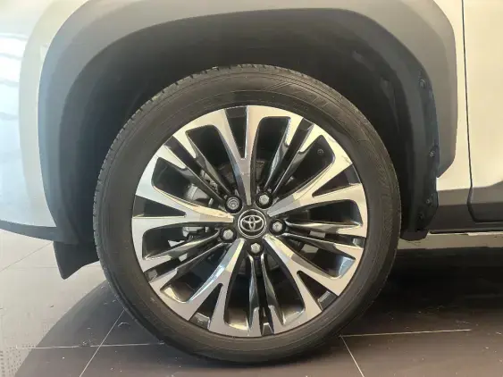 TOYOTA YARIS CROSS I - voiture d'occasion - Photo 22