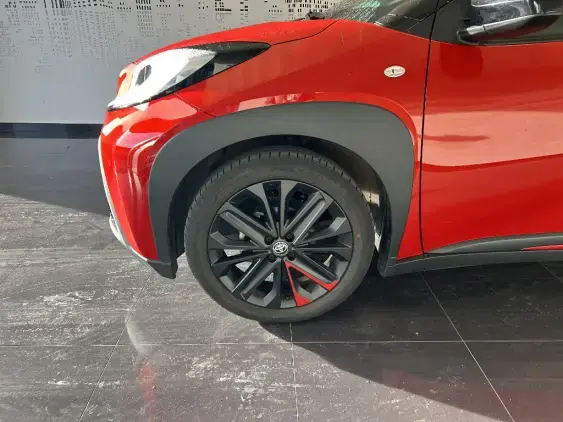 TOYOTA AYGO X - voiture d'occasion - Photo 22