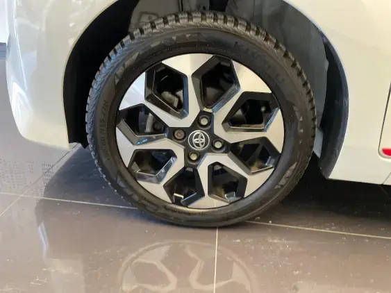 TOYOTA AYGO II - voiture d'occasion - Photo 23