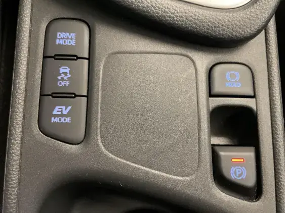 TOYOTA YARIS IV - voiture d'occasion - Photo 19