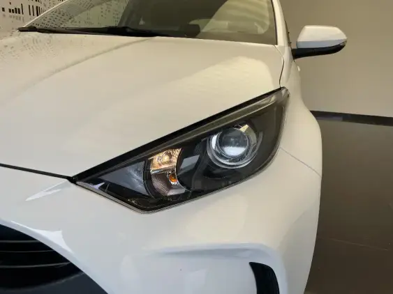 TOYOTA YARIS IV - voiture d'occasion - Photo 22