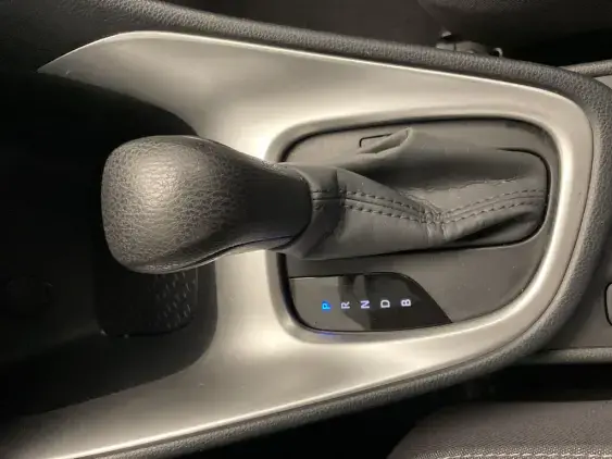 TOYOTA YARIS IV - voiture d'occasion - Photo 25