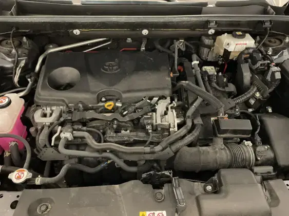 TOYOTA RAV4 V - voiture d'occasion - Photo 20